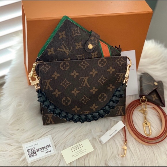 Check out my closet - Picture 16 of 16